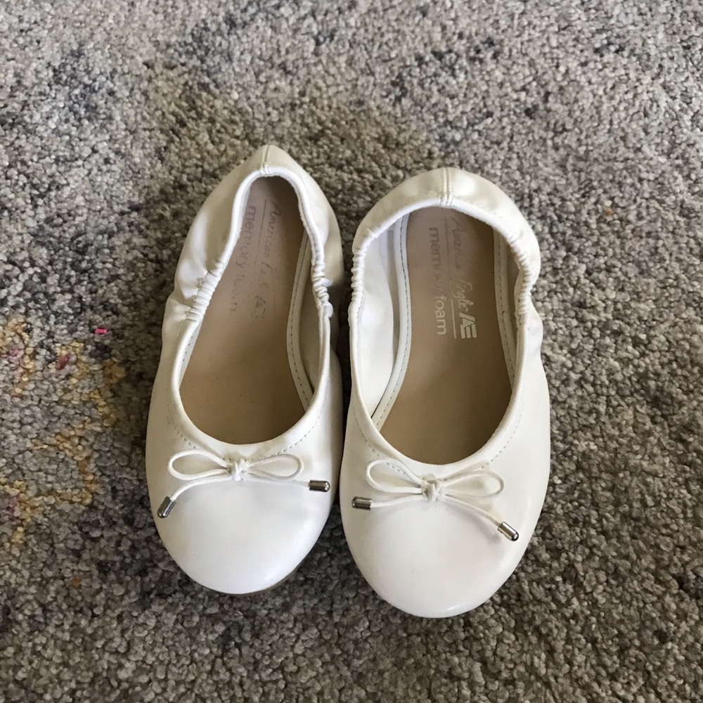 Girls white ballet flats